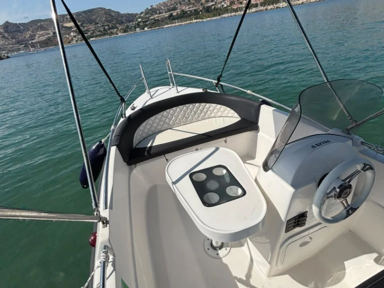 Location bateau Marseille pas cher laser