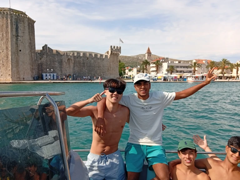 Location à Split - Jeanneau Cap Camarat 7.5 CC Style sur SamBoat