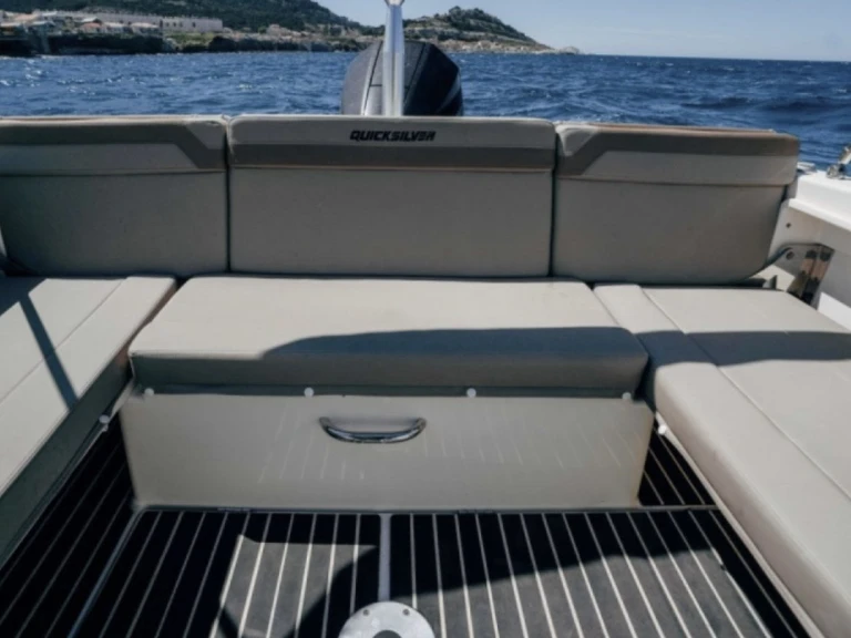 Location bateau Quicksilver Activ 755 Sundeck à Marseille sur Samboat