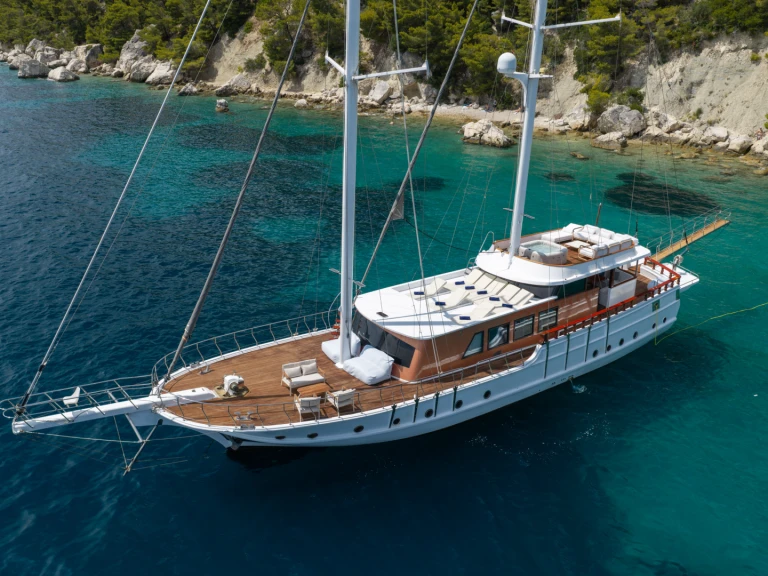 Location bateau Kaštel Stari pas cher Phoenix Bronze
