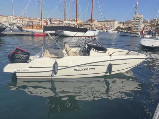 Quicksilver Quicksilver 705 Cruiser a louer à Marseille