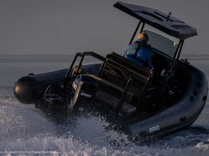 Yacht hire Brest cheap NAVIGATOR N22