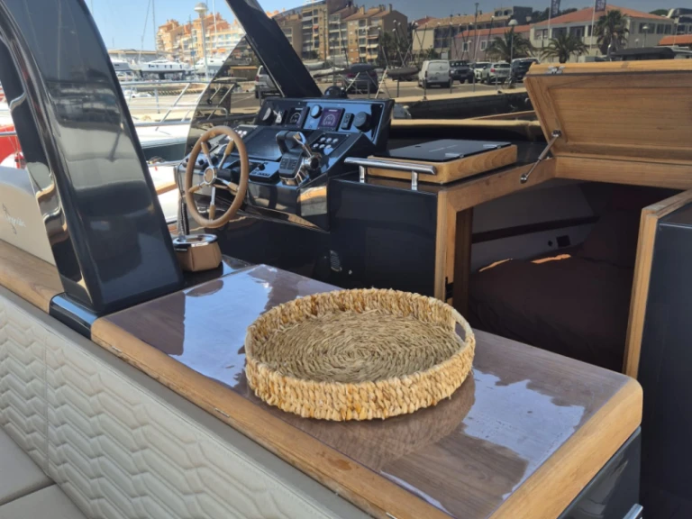 nautica esposito positano 38 a louer à Le Lavandou