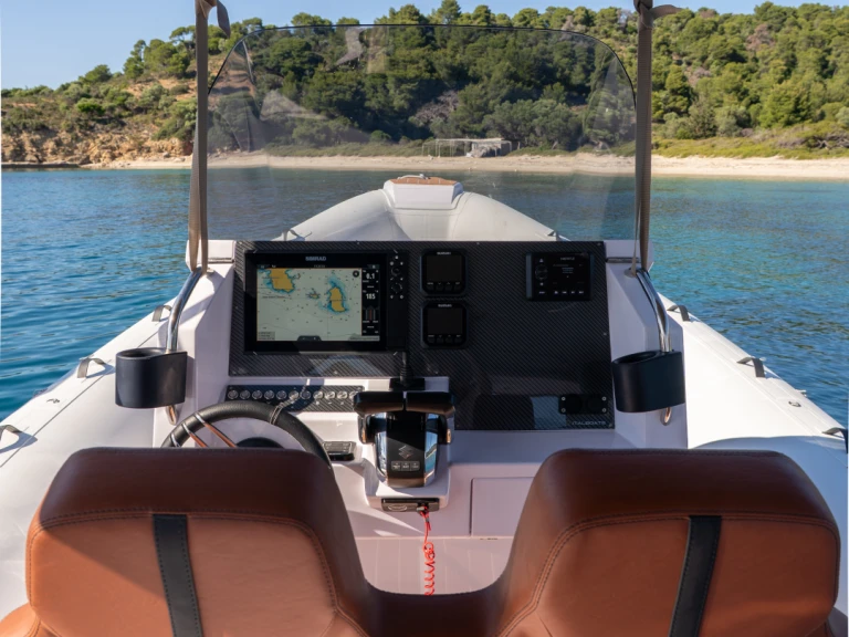 Italboats stinger 28 gt a louer à Skiathos