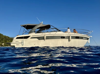 Yacht hire Split cheap S30 Open