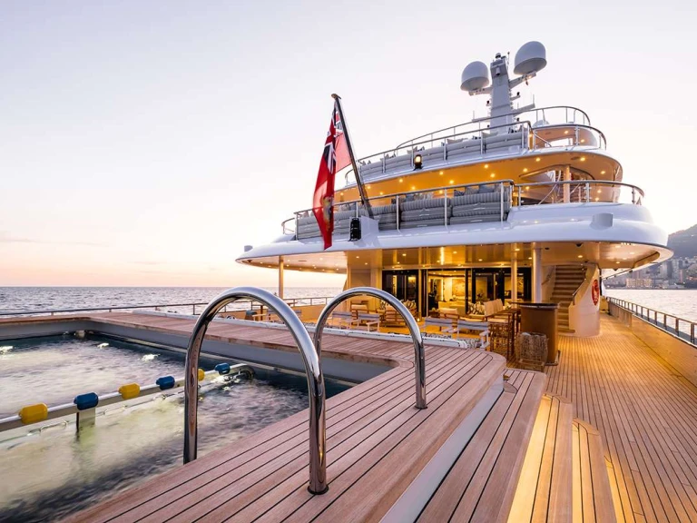 Louer Yacht avec ou sans skipper Abeking & Rasmussen à Provence-Alpes-Côte d'Azur