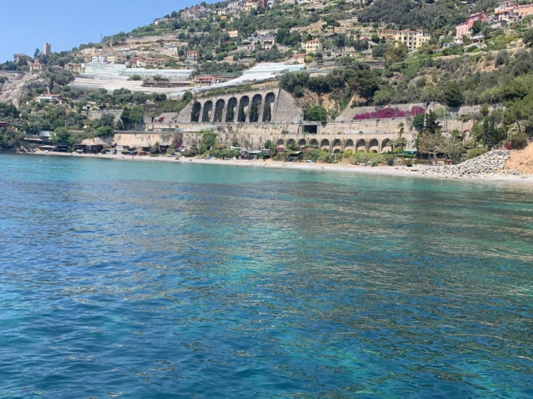 Location Bateau à moteur Esposito Mare avec permis