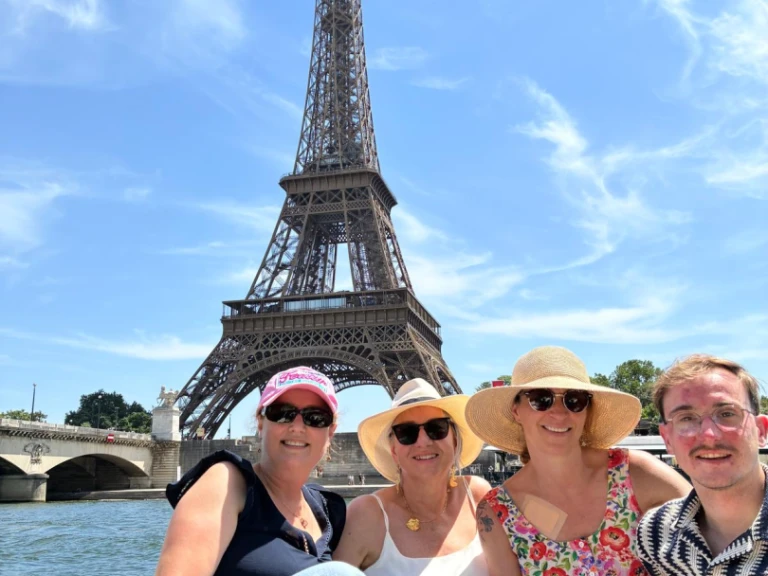 Louez un monterrey Mercruser à Paris