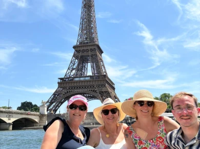 Hire a monterrey Mercruser Paris