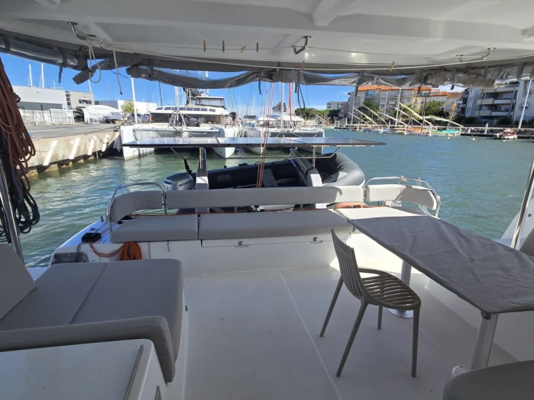 Location bateau Canet-en-Roussillon pas cher Excess 14