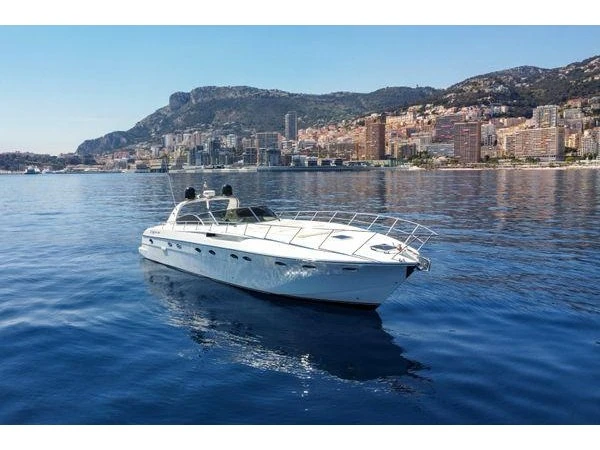 Location à Nettuno - Rizzardi Rizzardi 50 Top Line sur SamBoat