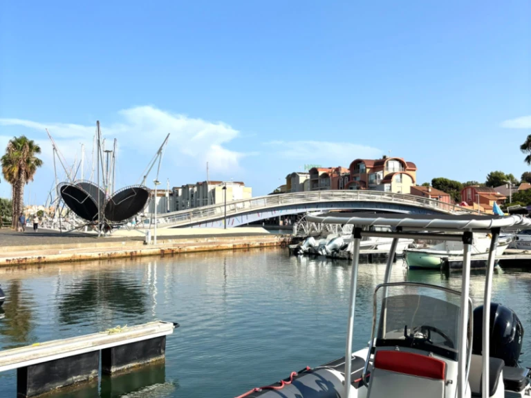 Location bateau Gruissan pas cher HD 670