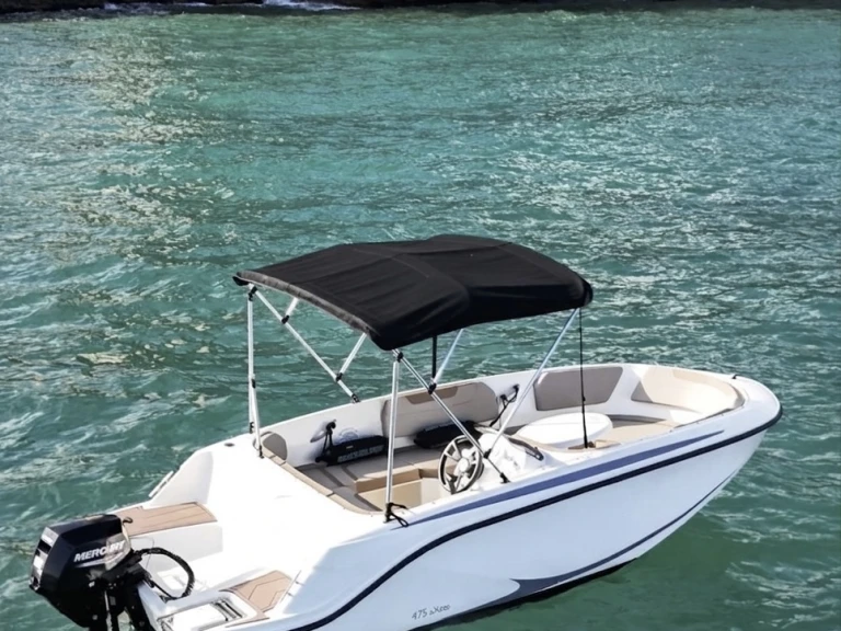 Location bateau Marseille pas cher 475 Axess