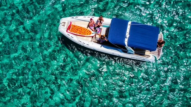 Bateau à moteur à louer à Otranto au meilleur prix