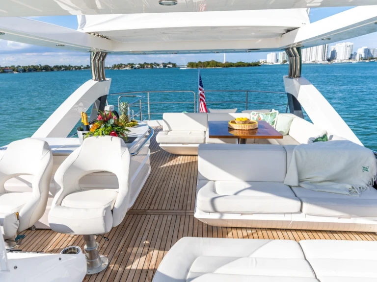 Louer Yacht avec ou sans skipper Sunseeker à Miami