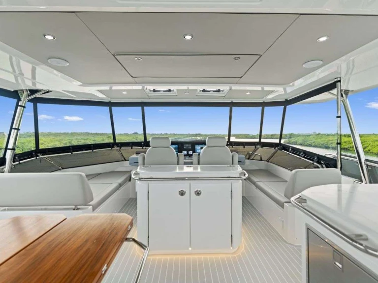 Yacht à louer à Cannigione au meilleur prix