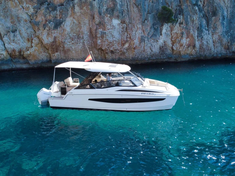 Louez un Aquila Denia à Ibiza