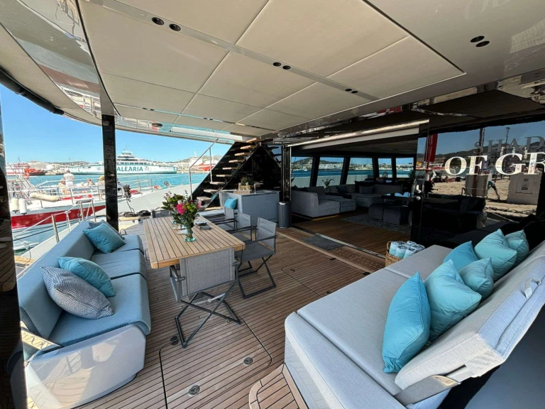 Location bateau Olbia pas cher SHADES OF GREY