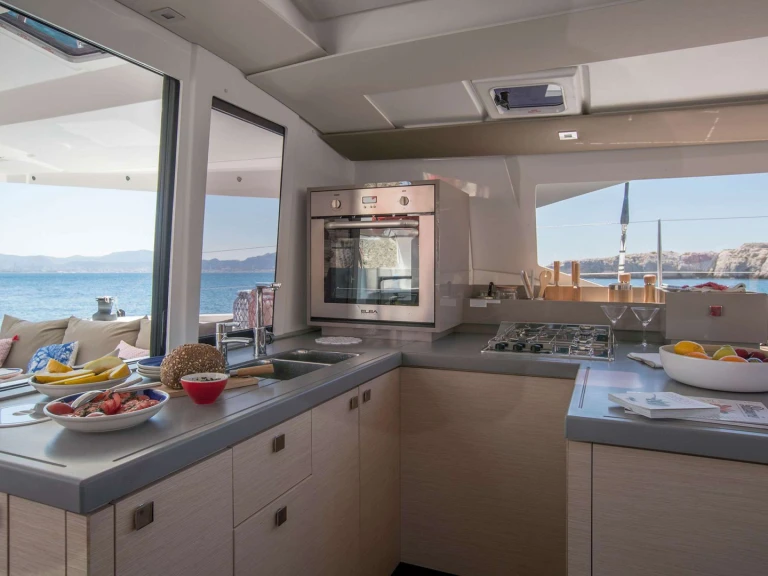 Louer Yacht avec ou sans skipper Fountaine Pajot à Grenade