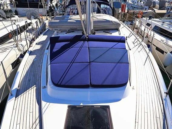 Louez un Bavaria Bavaria C42 à Biograd na Moru