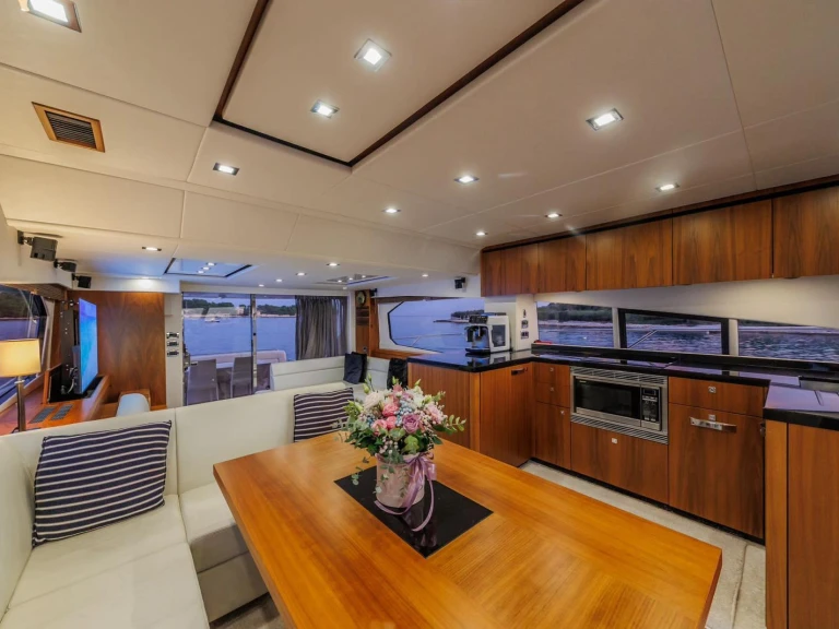 Louer Yacht avec ou sans skipper Sunseeker à Kaštel Lukšić