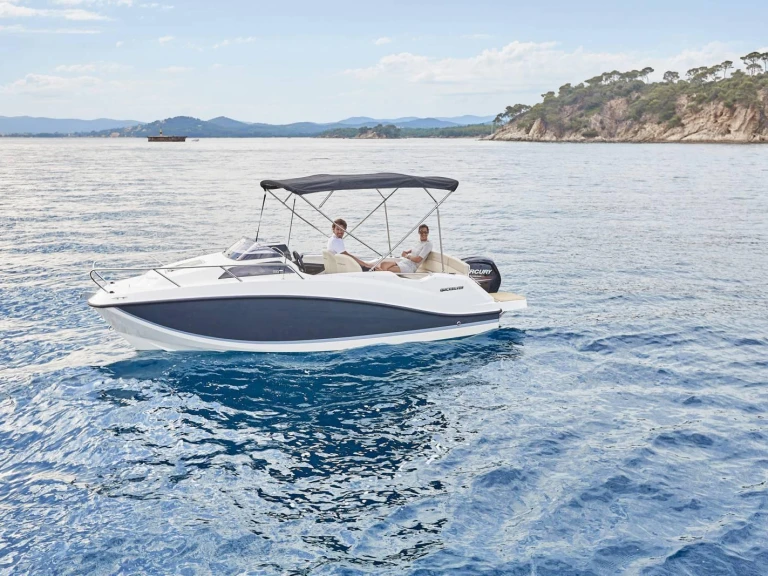 Location Bateau à moteur à Saint-Laurent-du-Var - Quicksilver Activ 555 Open