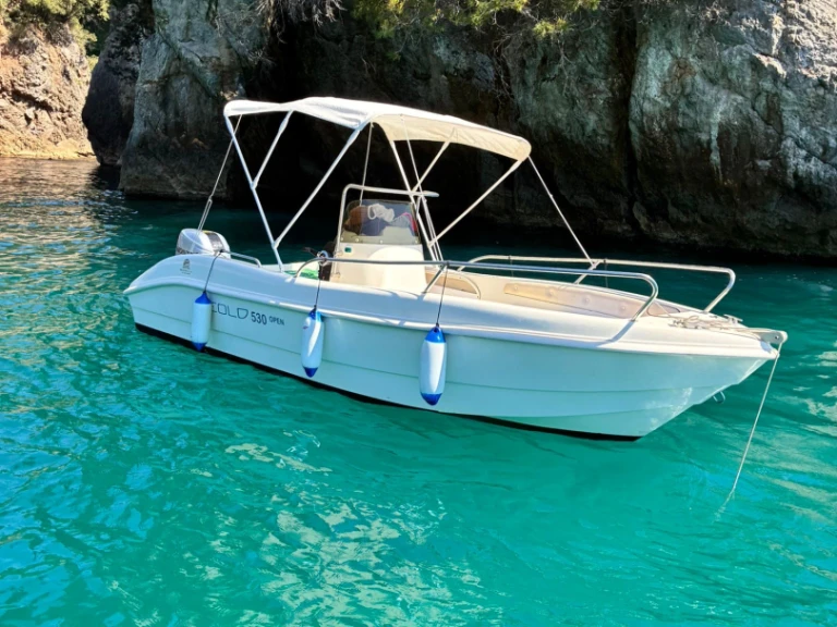 Location Bateau à moteur à La Spezia - Bellingardo Ghost 5,50