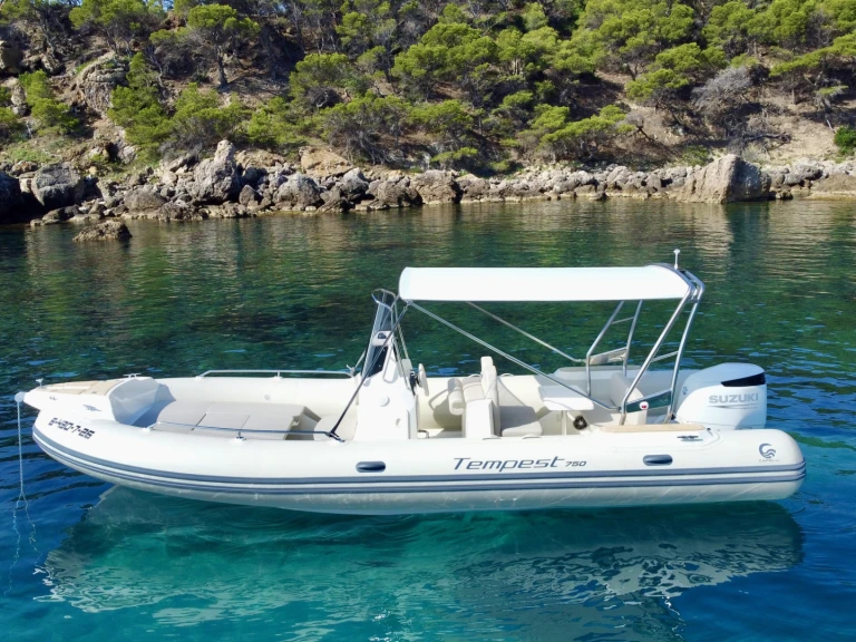 Location bateau Capelli Tempest 650 à Roses sur Samboat