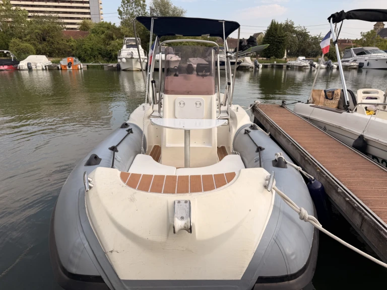 Location Semi-rigide à Metz - Nuova Jolly King 490