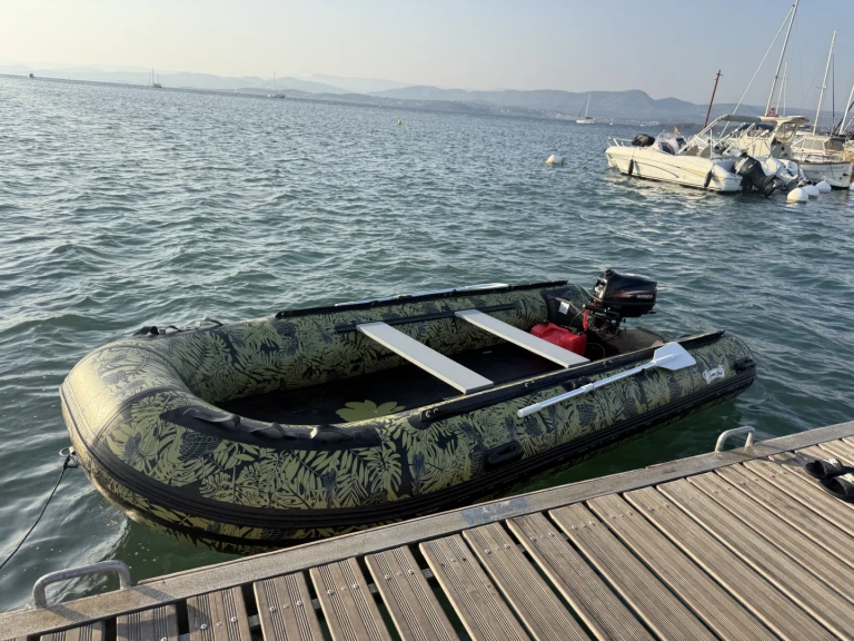 Location à Le Brusc - Bombard 4,20 sur SamBoat