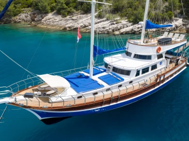 Noleggio barche Custom Made Saint Luca a Omiš su Samboat