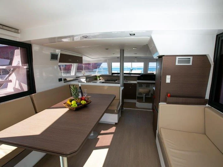 Location bateau Lávrio pas cher Bali 4.1