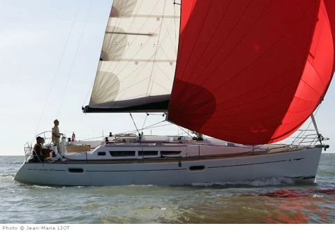 Jeanneau Sun Odyssey 42i a louer à Lávrio