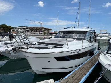 Jeanneau Merry Fisher 1095 Coupé Serie2 te huur van particulier of professional in Zadar