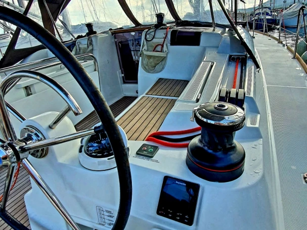 Location bateau Piso Livadi pas cher Sun Odyssey 449