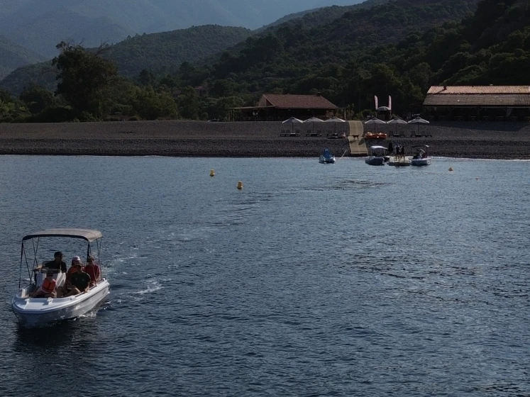Location à Serriera - ROTO 450s Family sur SamBoat