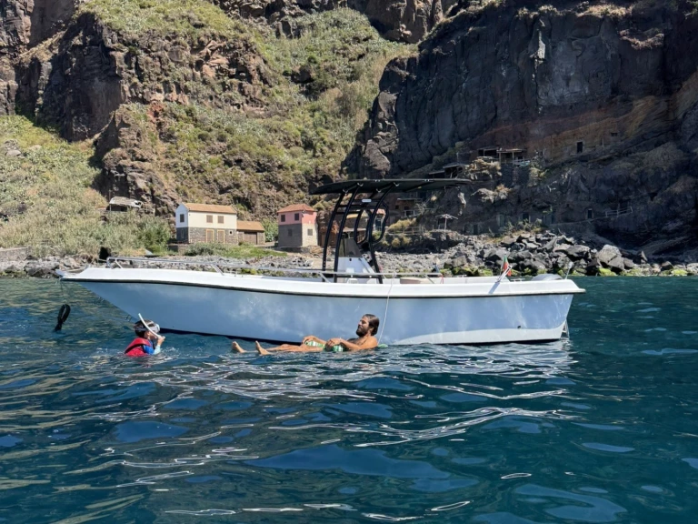 Location bateau Meta Boats 650 Open à Porto do Funchal sur Samboat