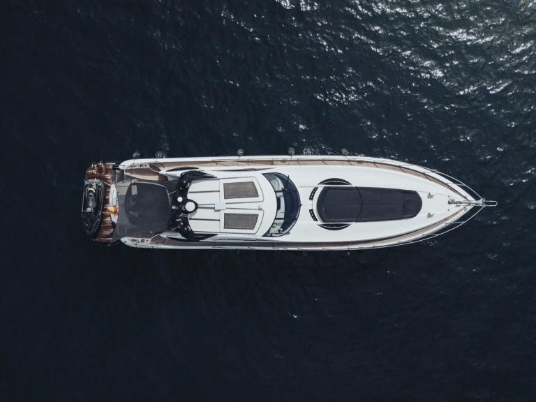 Location Yacht Sunseeker avec permis