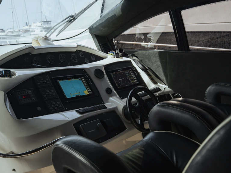 Sunseeker Predator 75 a louer à Palma de Majorque