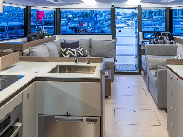 Location Bateau à moteur Leopard avec permis