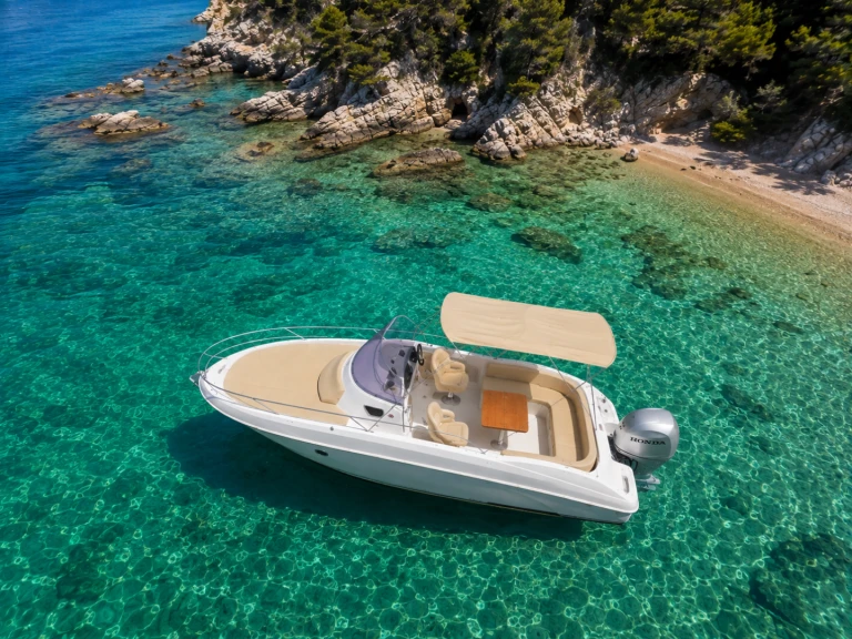 Louez un Bénéteau Flyer 750 Sun Deck à Mandelieu-la-Napoule