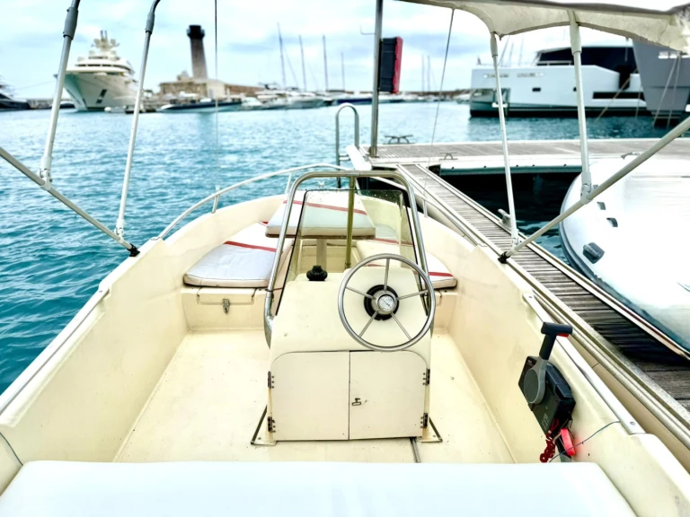 Ultramar Ultra 405 a louer à Antibes
