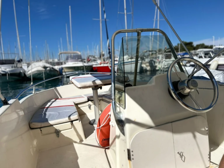 Location bateau Antibes pas cher Ultra 405