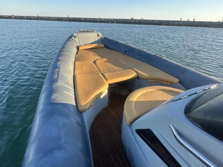 Location bateau Lomac Adrenalina 8.5 à Palavas-les-Flots sur Samboat