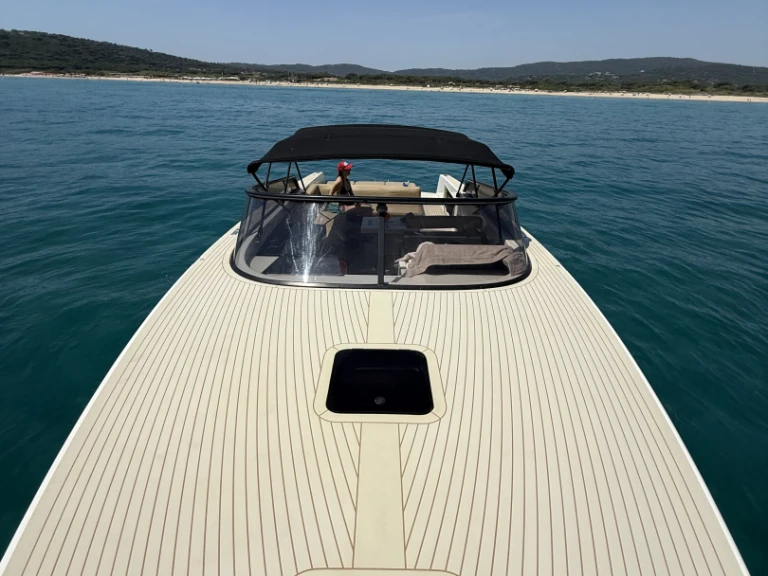 Louez un VanDutch VanDutch 40 à Saint-Tropez