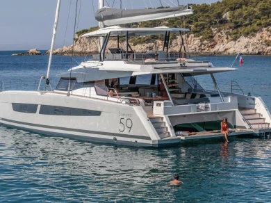 Catamaran te huur in Porto-Vecchio voor de beste prijs