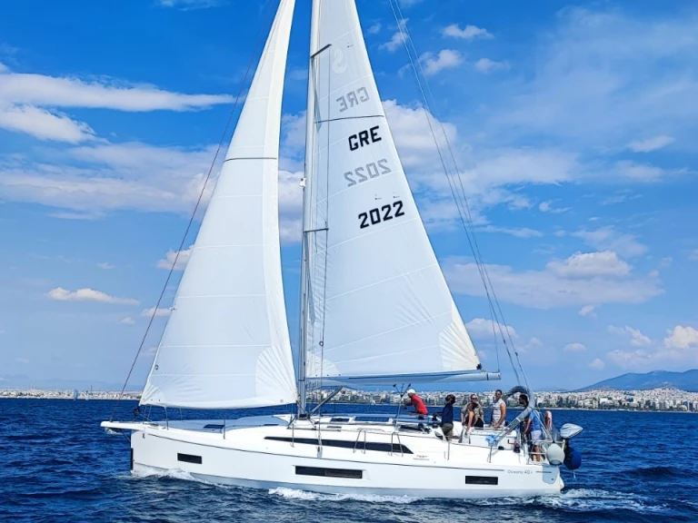 Location bateau Bénéteau Oceanis 40.1 à Athènes sur Samboat