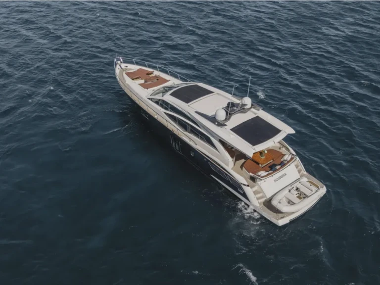 Louez un Absolute Absolute 70 STY à Golfe de Saint-Tropez