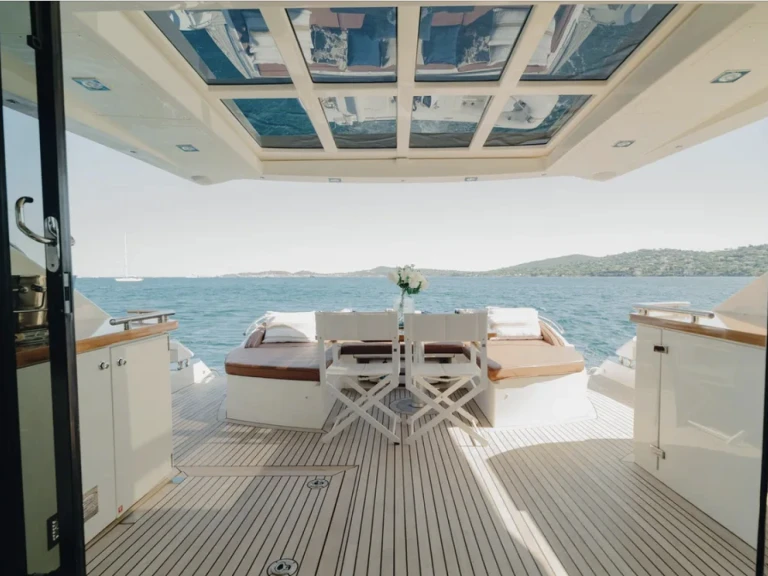 Location Yacht Absolute avec permis