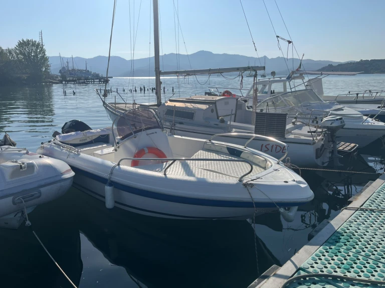 Location bateau Ranieri Soverato 565 à Portoferraio sur Samboat
